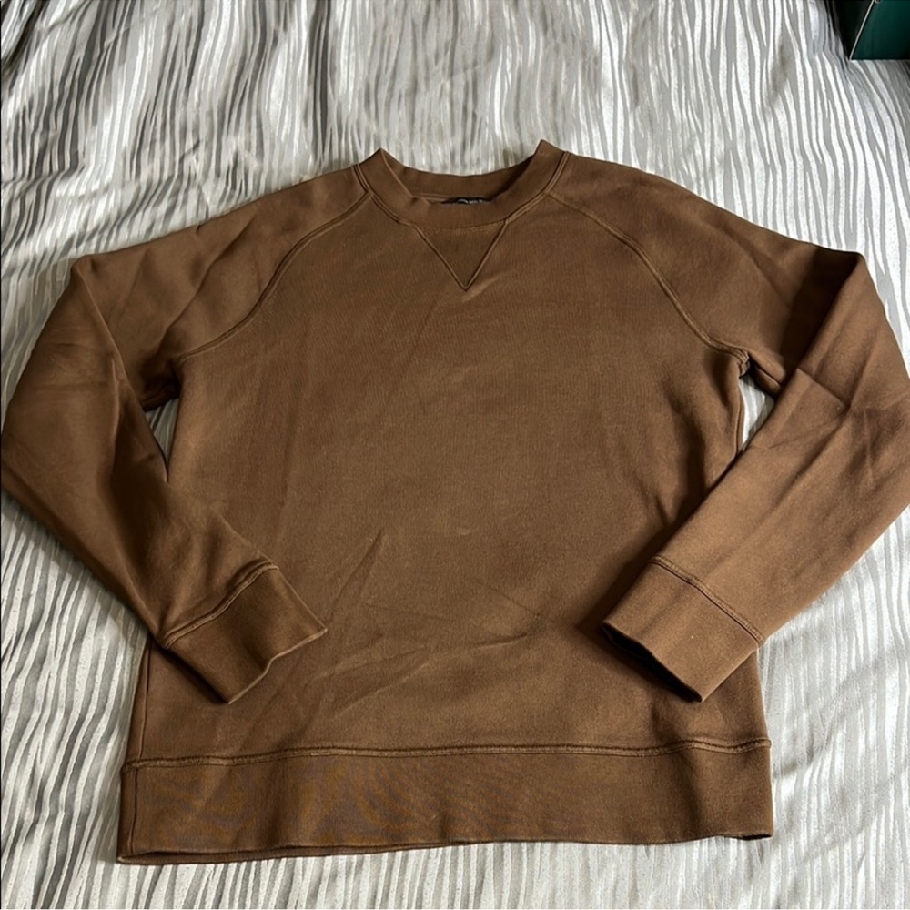 Banana Republic crewneck sweater